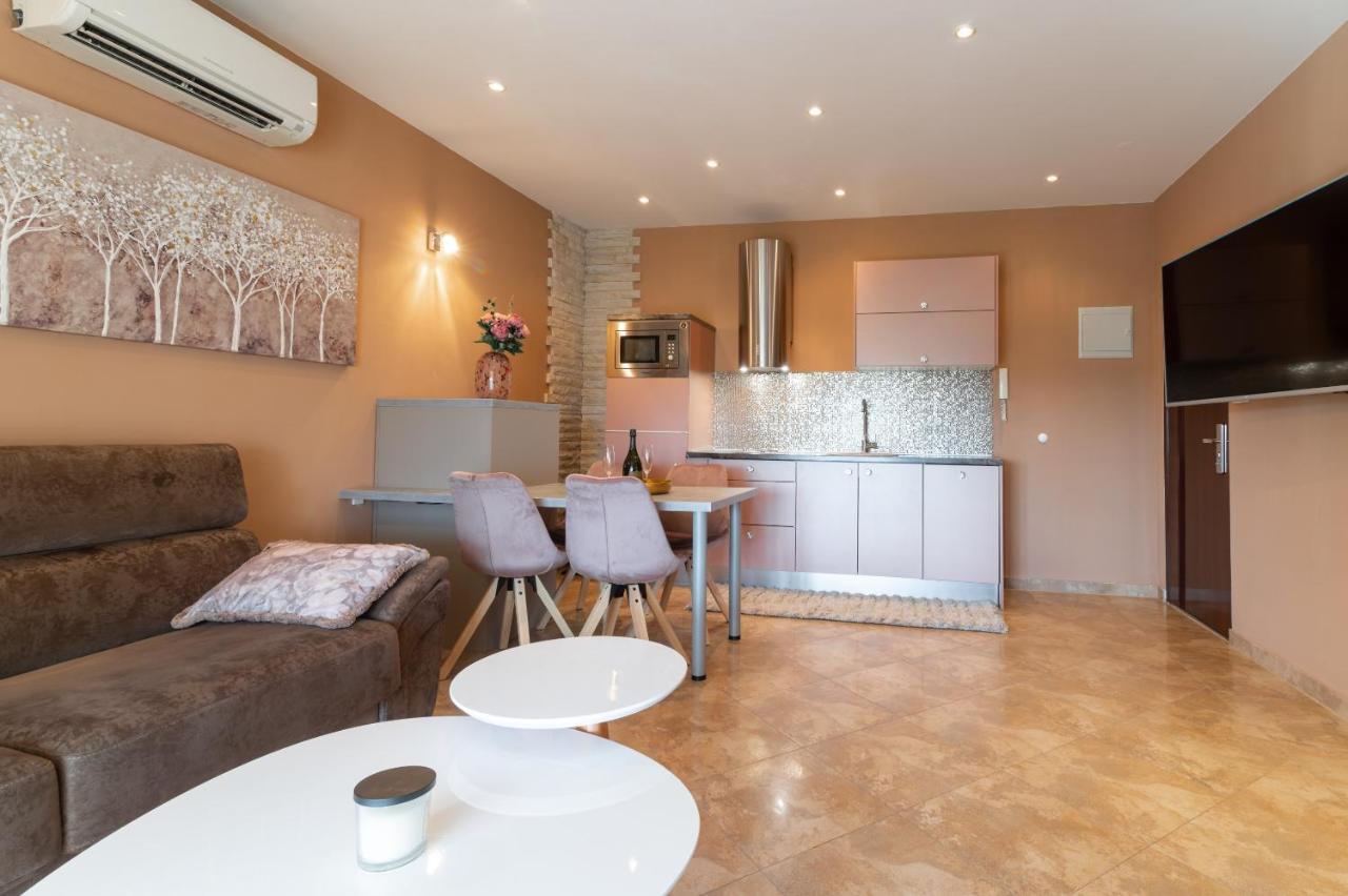 Deluxe Suite Bambi With Panoramic View Zadar Exteriör bild