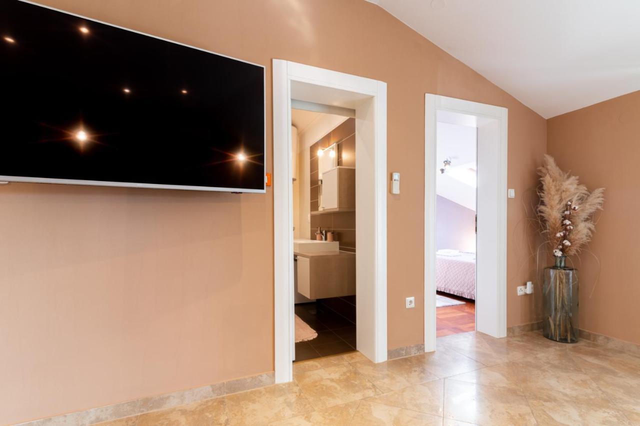 Deluxe Suite Bambi With Panoramic View Zadar Exteriör bild