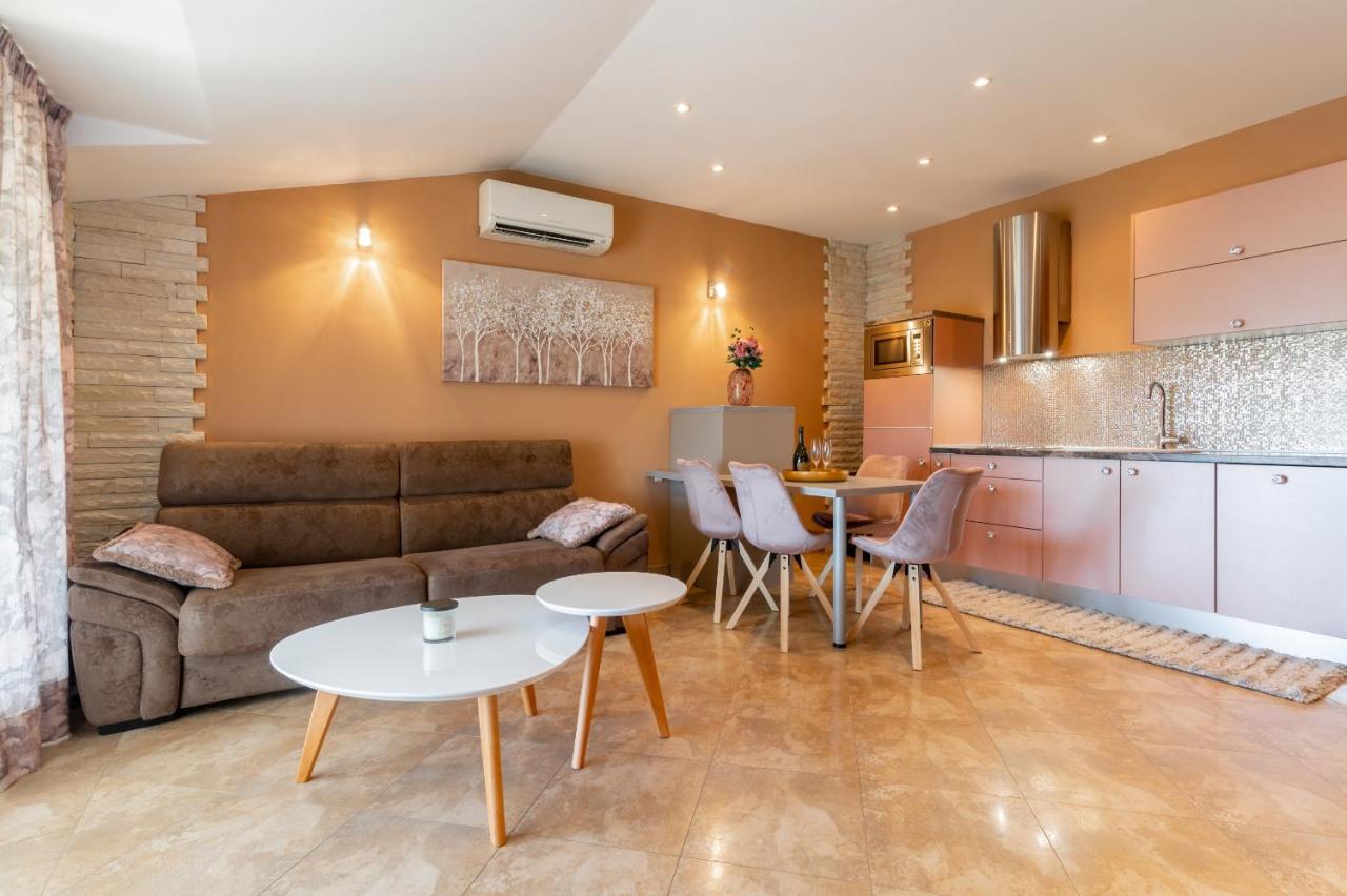 Deluxe Suite Bambi With Panoramic View Zadar Exteriör bild
