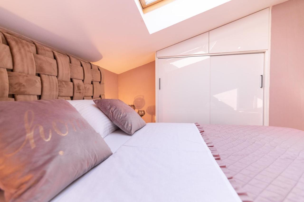 Deluxe Suite Bambi With Panoramic View Zadar Exteriör bild