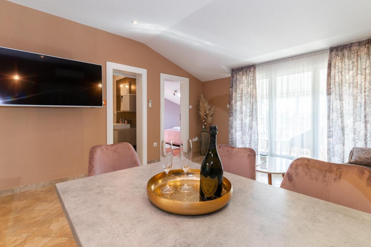 Deluxe Suite Bambi With Panoramic View Zadar Exteriör bild